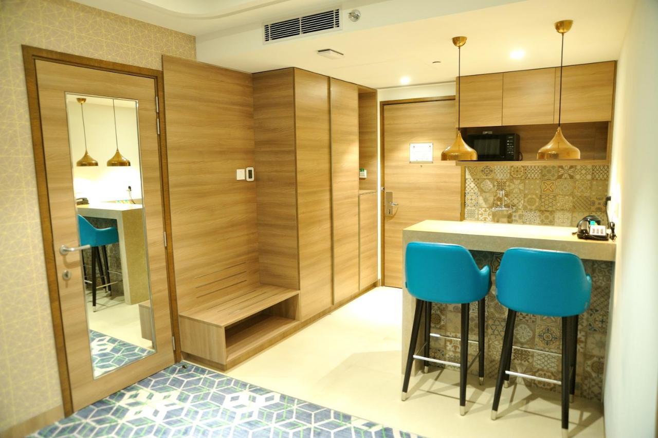 One-Bedroom Suite with Balcony and Kitchenette with 25% discount on F&B, SPA and Laundry, Enjoy Buy One Get One at Viva Bar during Happy Hours (12 noon to 06:00 PM)