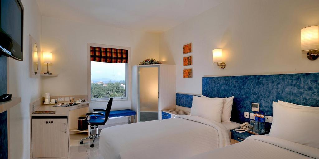 1 Double Bed, Superior Room (Self-Checkin facility),154442771:JPEG