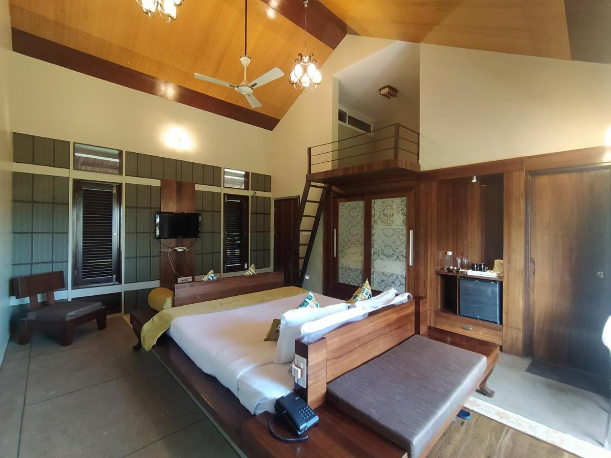 Superior Family Room