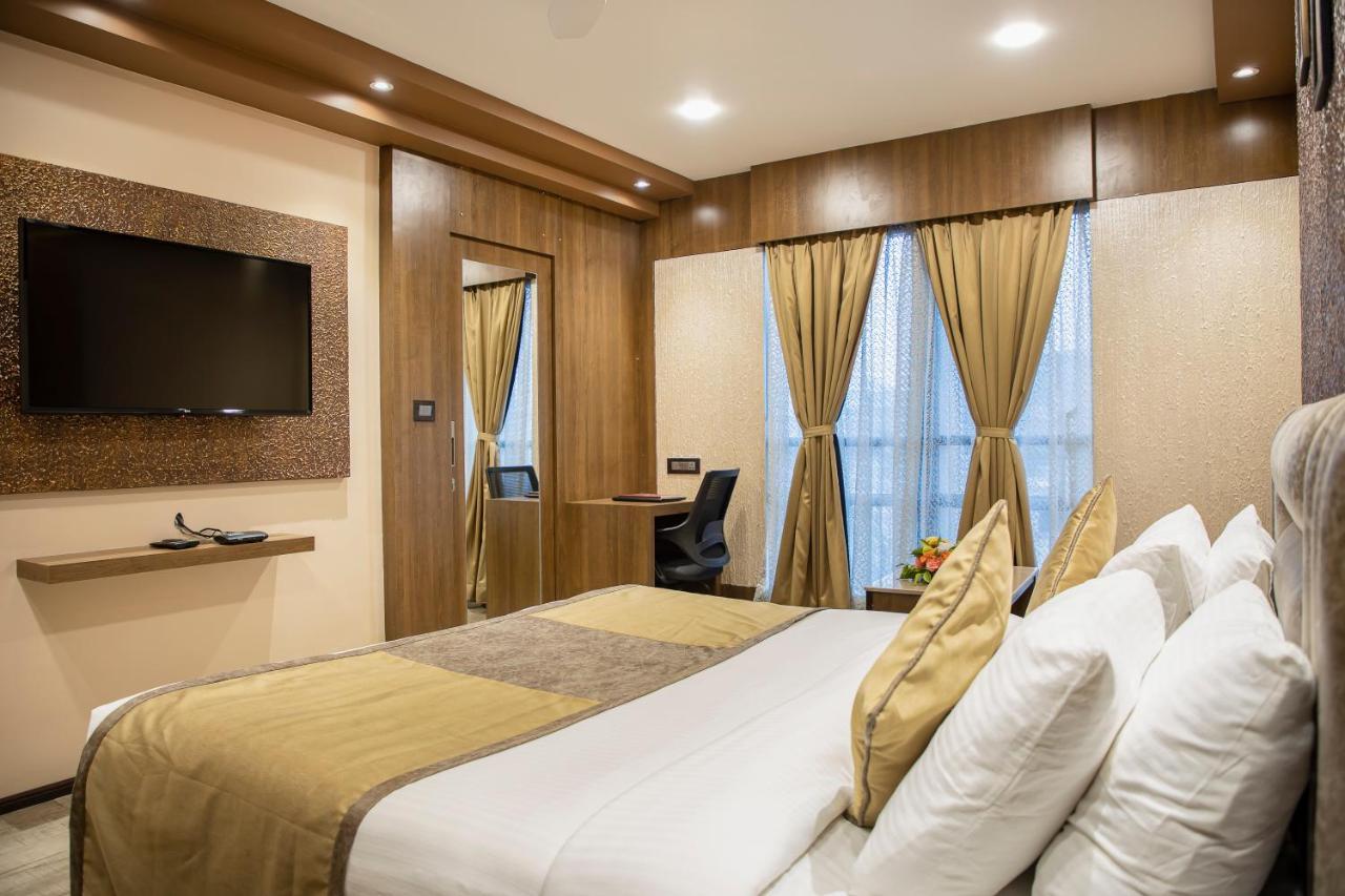 Super Deluxe Double or Twin Room