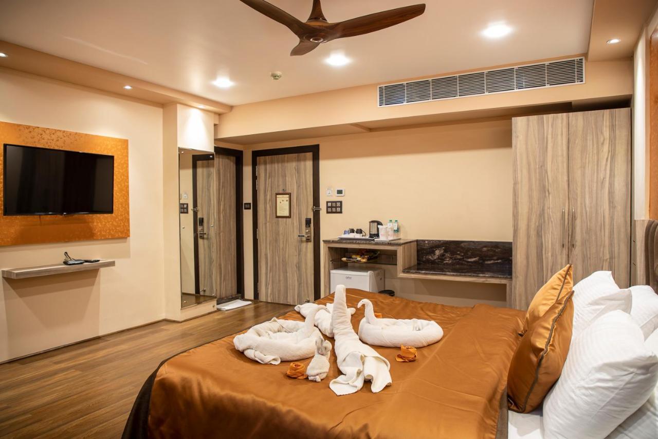 Super Deluxe Double or Twin Room