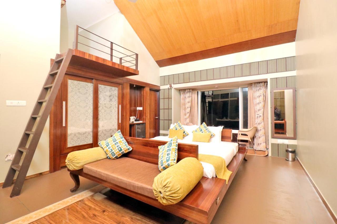 Superior Family Room