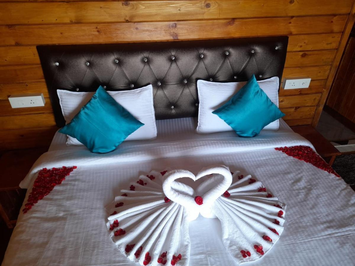 Deluxe Double Room with Balcony,1175631421:JPEG