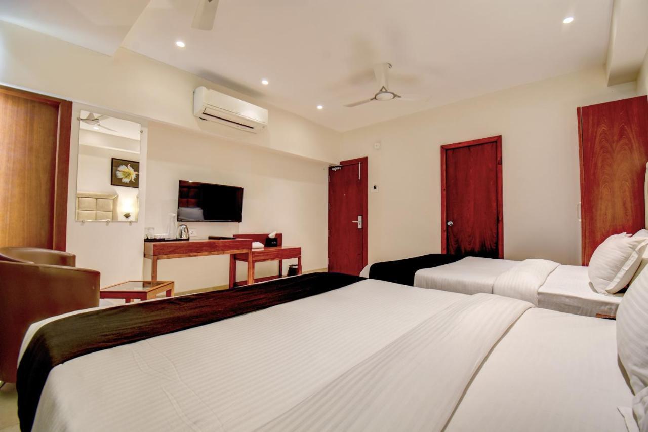 Deluxe Family Room