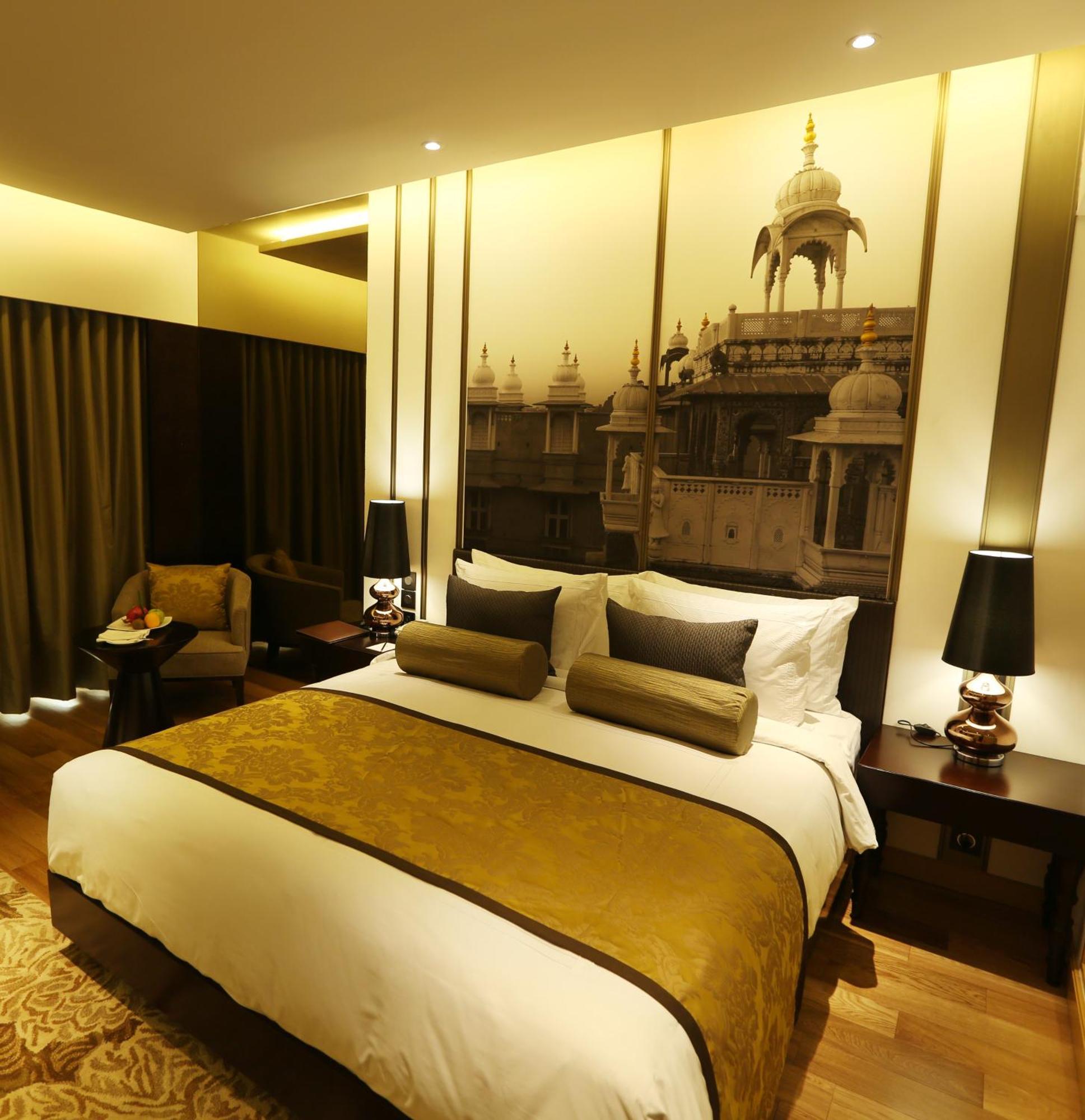 Superior King on One-way Airport Transfers Spa Food & Beverage & Laundry