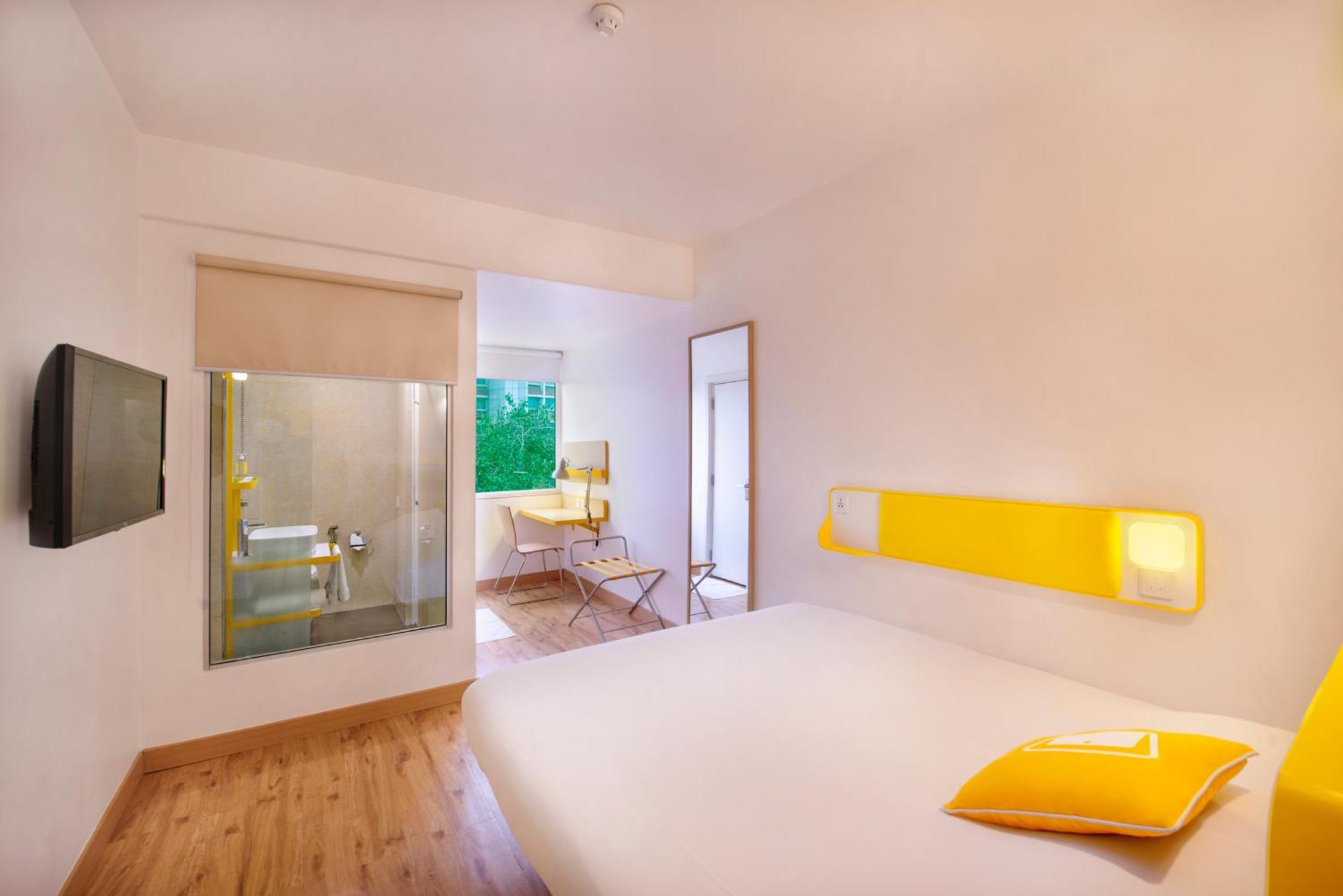Standard Zimmer mit Kingsize-Bett