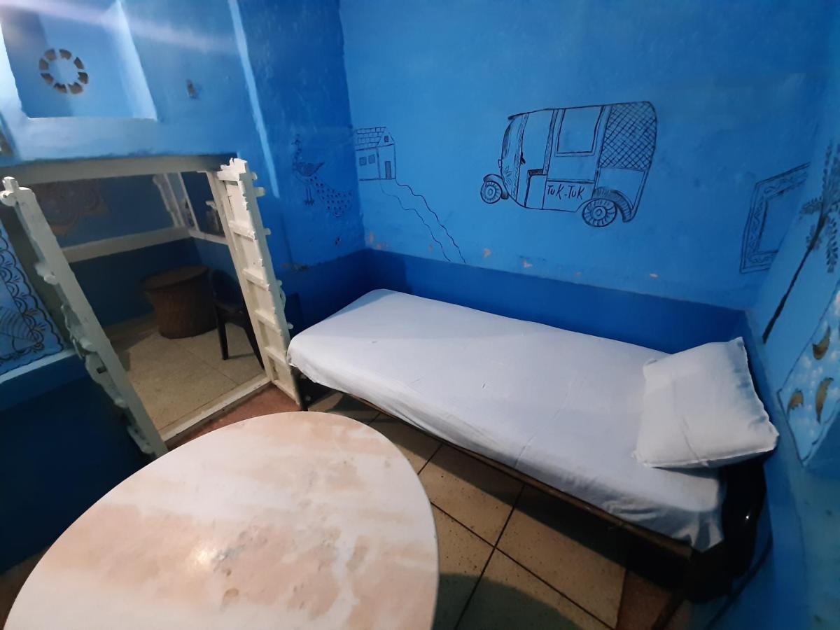 Twin Room with Shared Bathroom,1294686430:JPEG