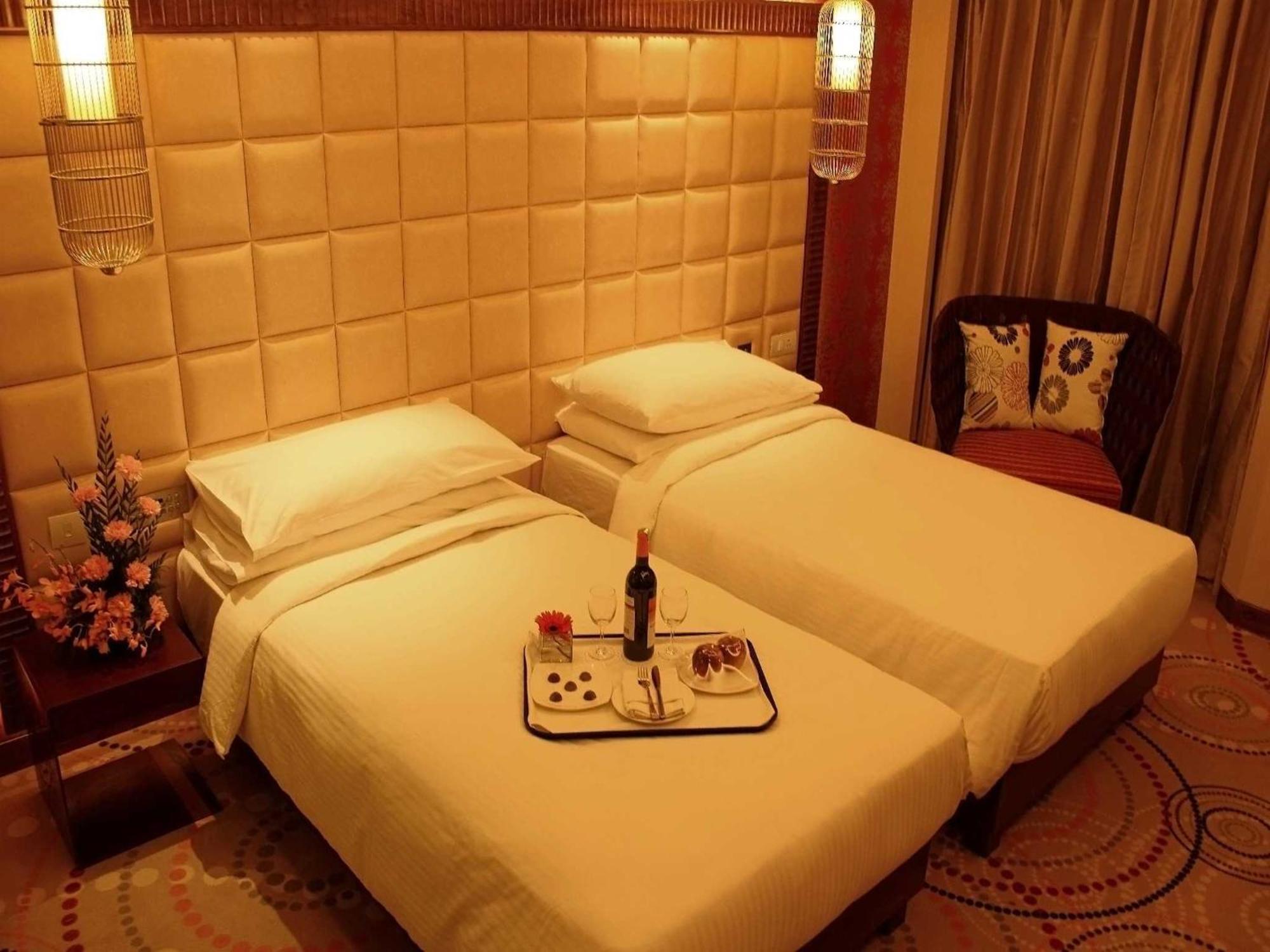 Deluxe Triple Room Inclusive of Wifi and 20% off on food & soft beverages,1277653783:JPEG