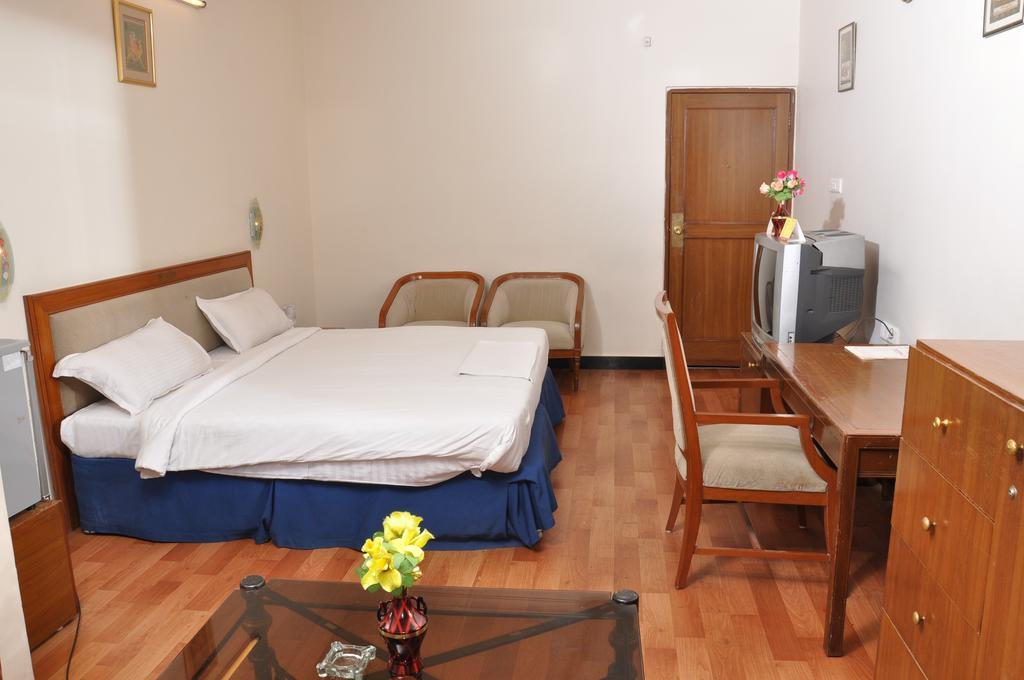 Standard Double Room,134762364:JPEG