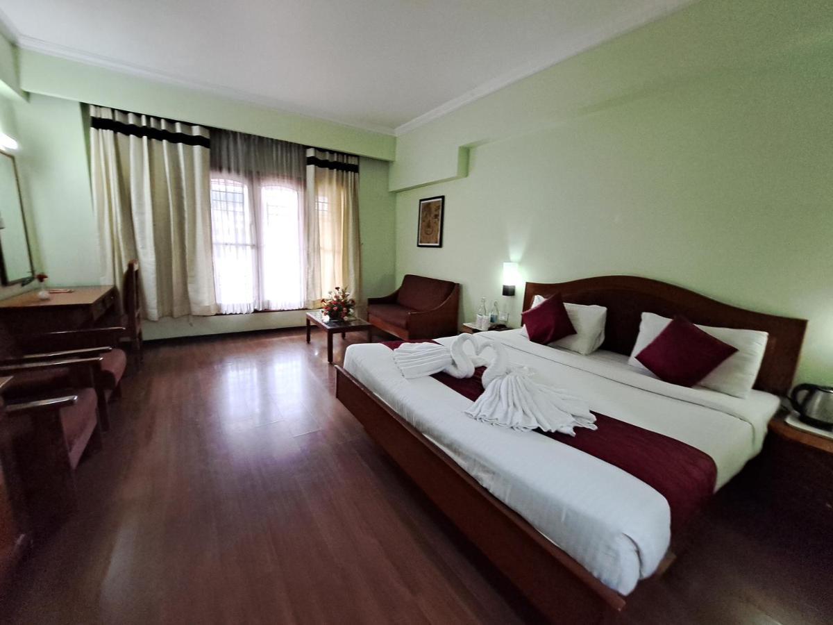 Queen Room