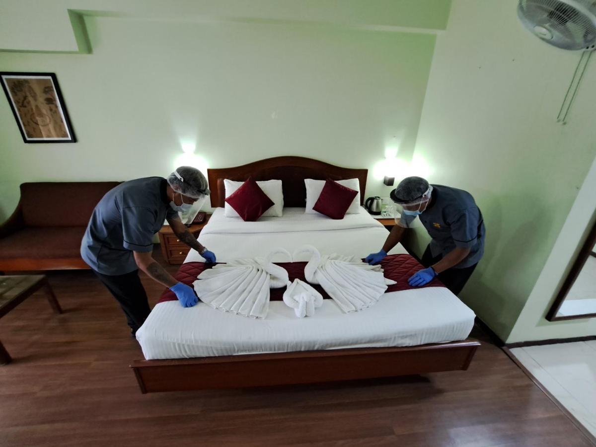 Queen Room