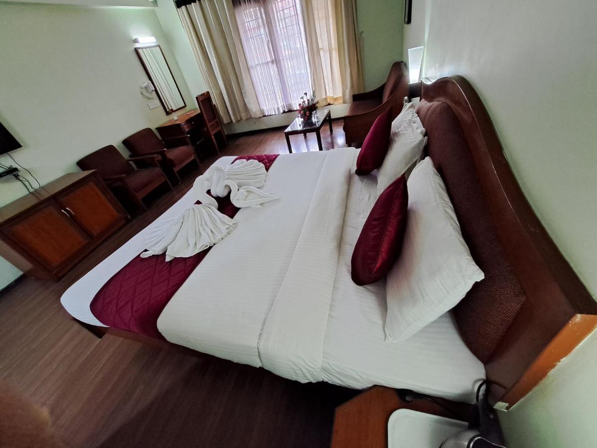 Queen Room
