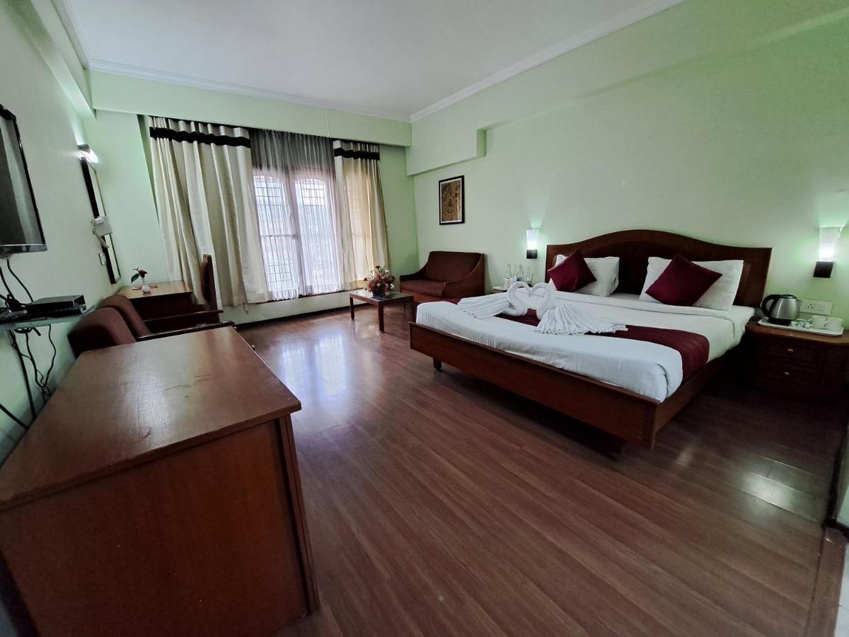 Queen Room