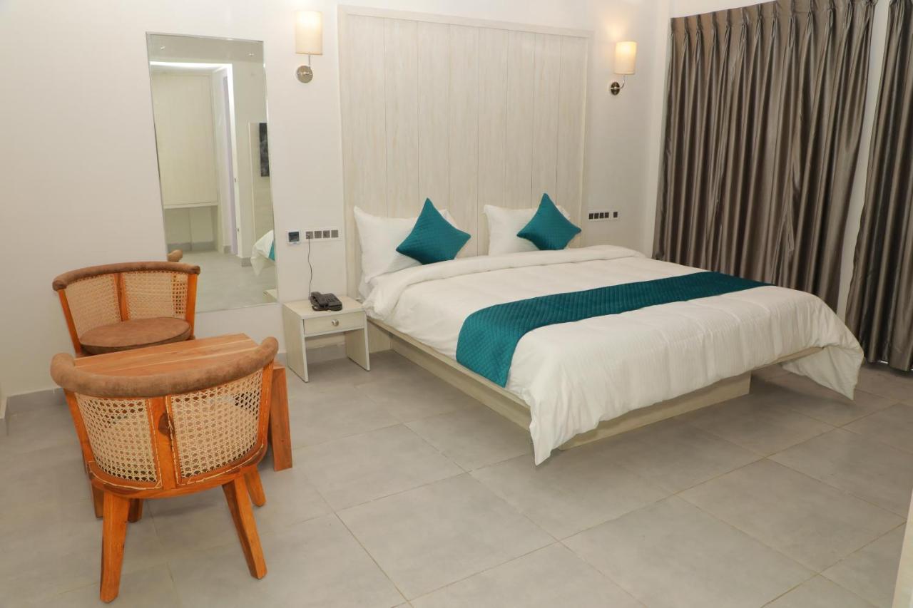 Deluxe Double Room with Balcony,1301991871:JPEG