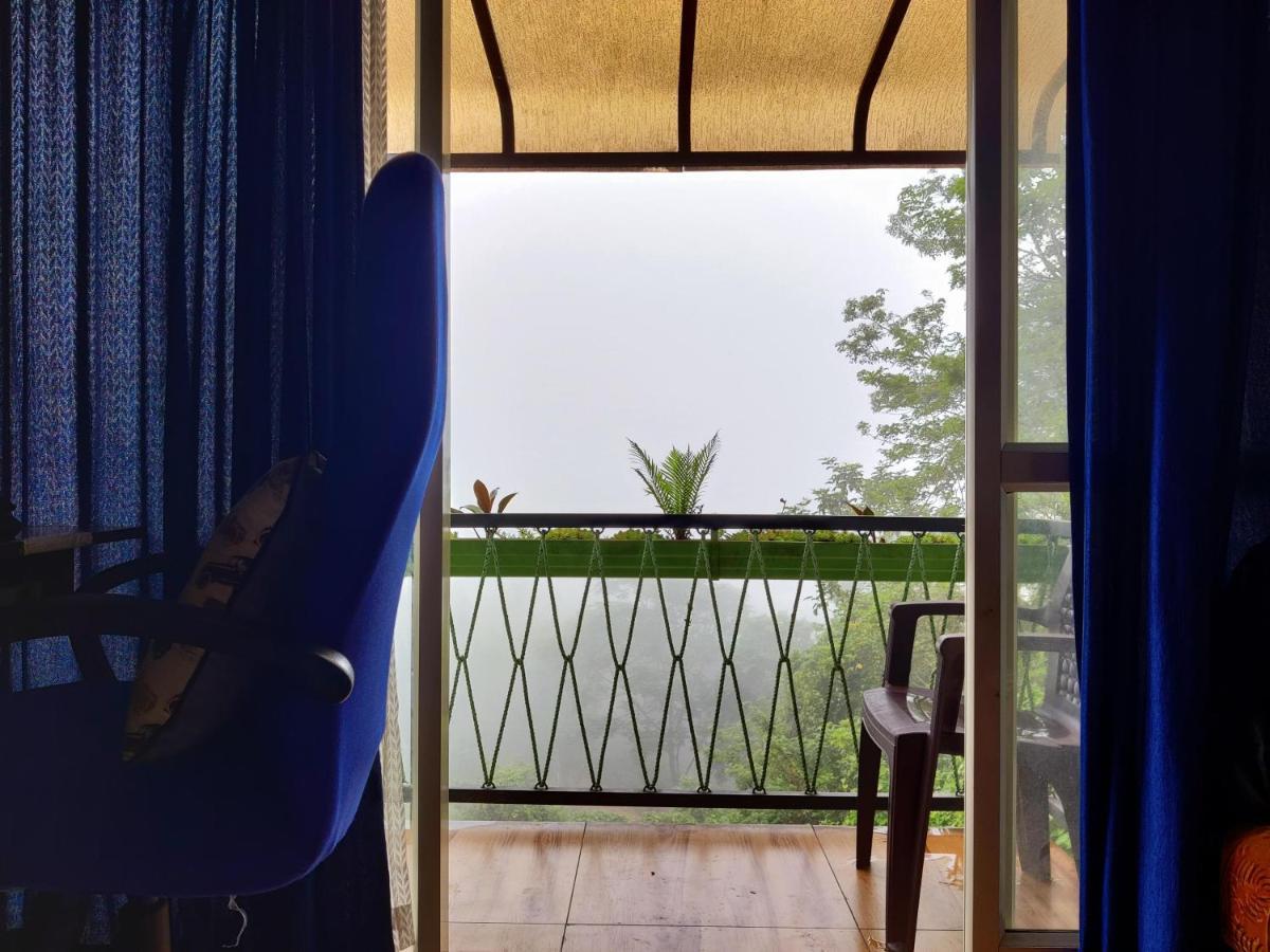 Double Room Mountain View