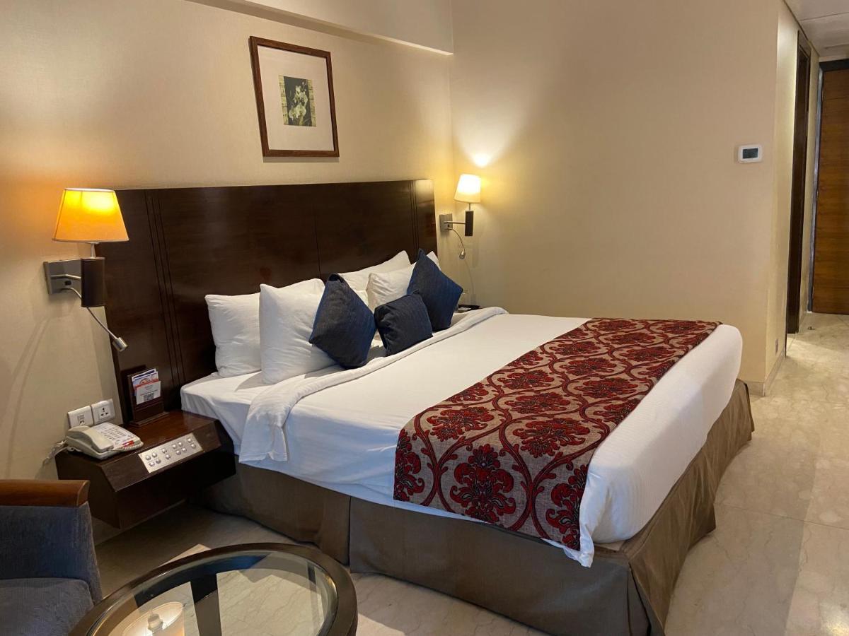 Deluxe Double Room on Food & Beverages complimentary session of Steam Sauna Bath