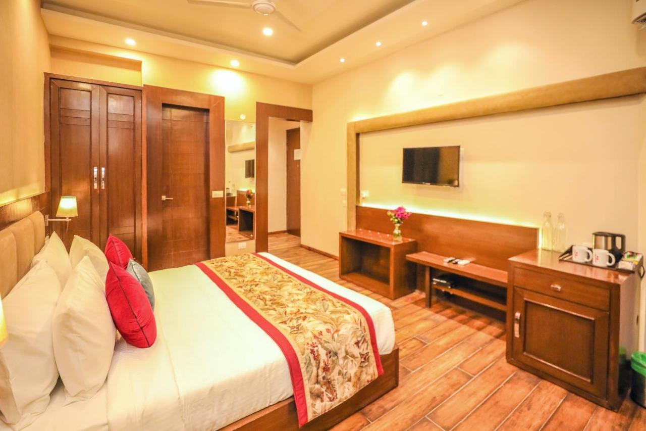 Deluxe Room Balcony
