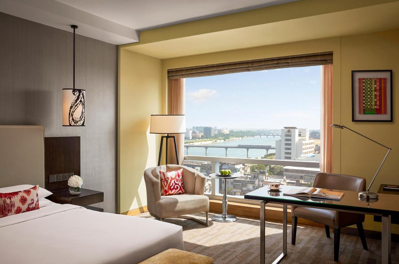 King Room with River View |  15% discount on Spa & 20% discount on F&B (Till 31st Oct)