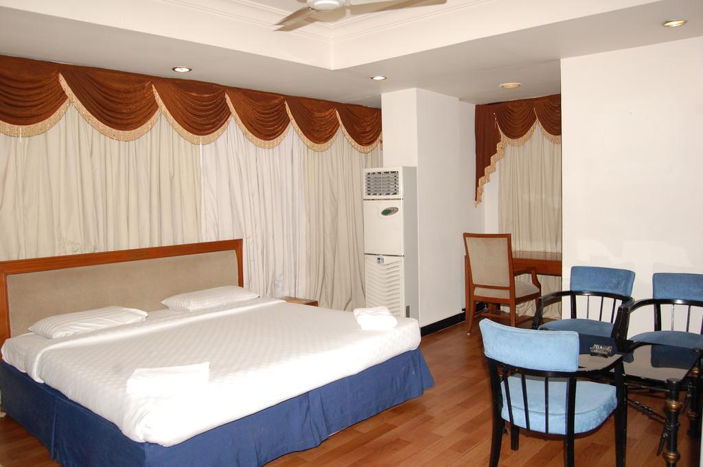 Deluxe Double Room,143500742:JPEG