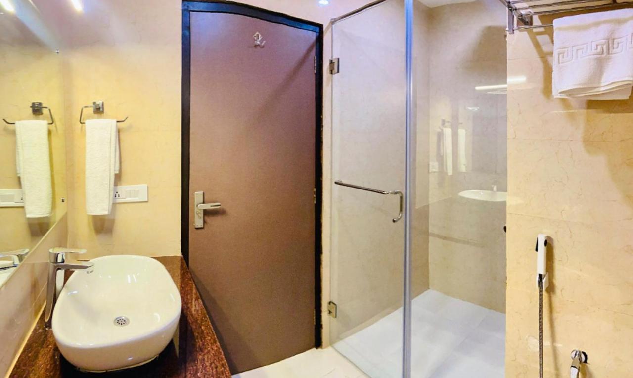 Classic Room,1349849389:JPEG