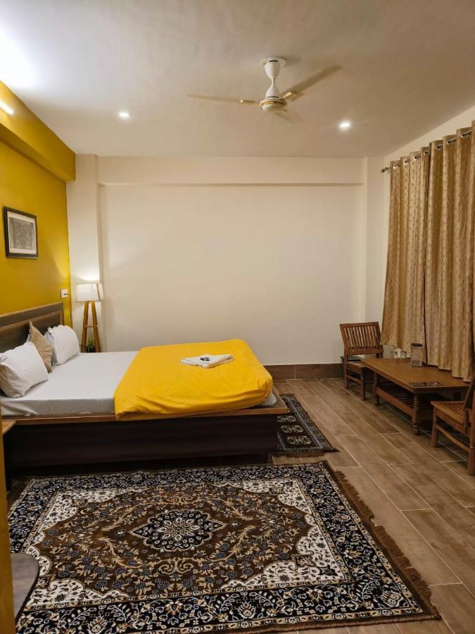 King Room with Mountain View
