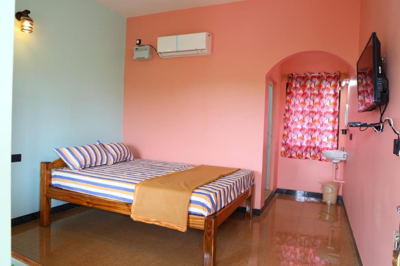 Budget Double Room,1366826813:JPEG