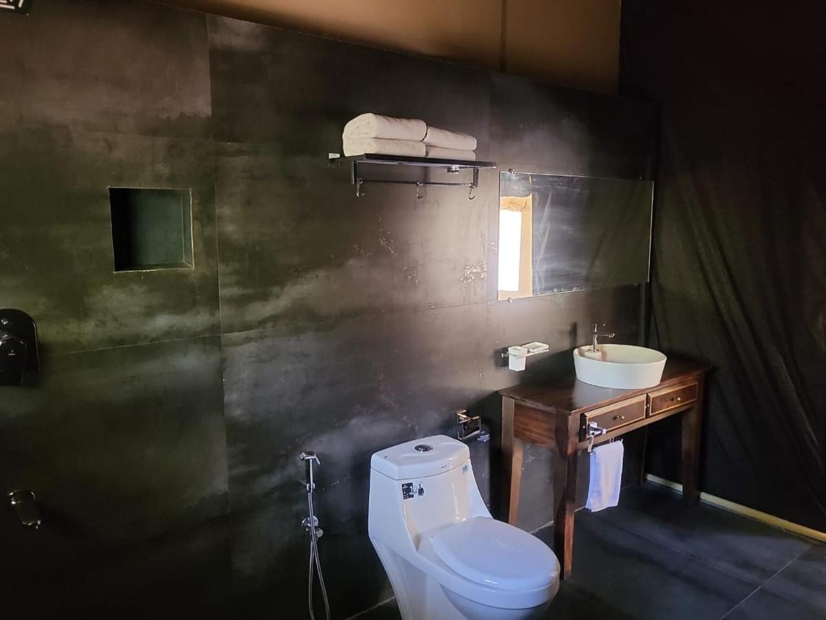 Premium Tented King Room,1371499436:JPEG