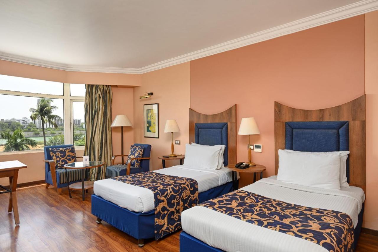 Superior Double or Twin Room with Pool View,1420964889:JPEG
