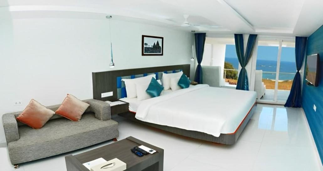 Double Room Balcony Sea View