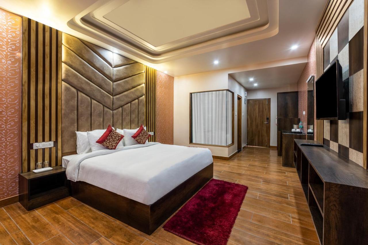 Premier Room With Balcony,1629505750:JPEG