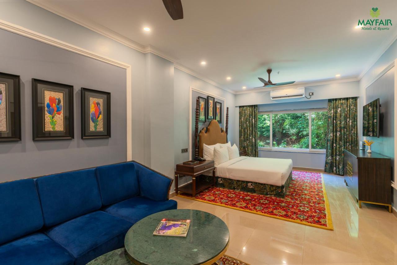 Executive Room on Laundry F&B Welcome Refreshments High Tea Welcome Drink on Arrival