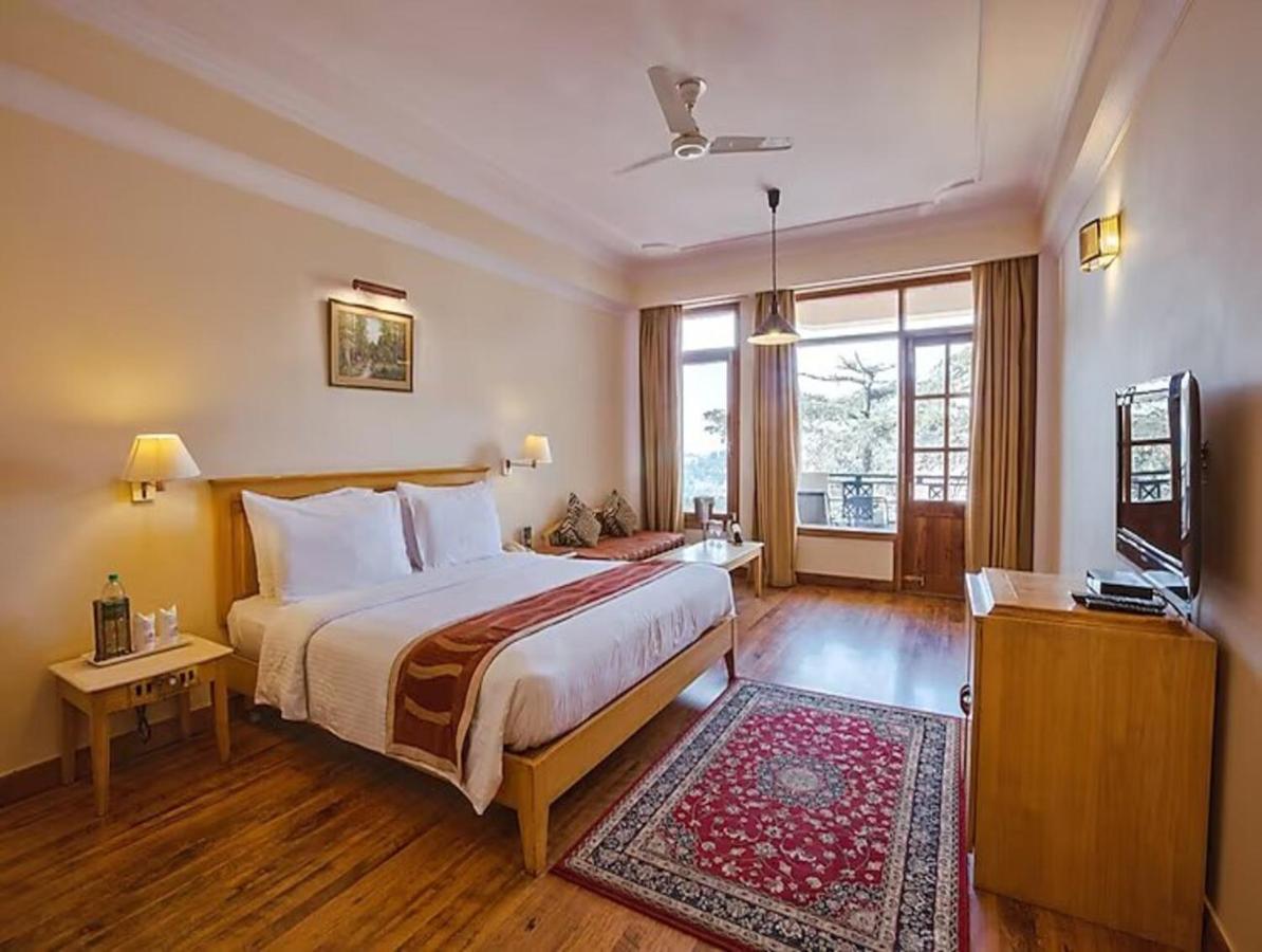 Premium Room with Large Balcony and Bathtub - 10% discount on spa & laundry, Complimentary Happy Hours 1+1