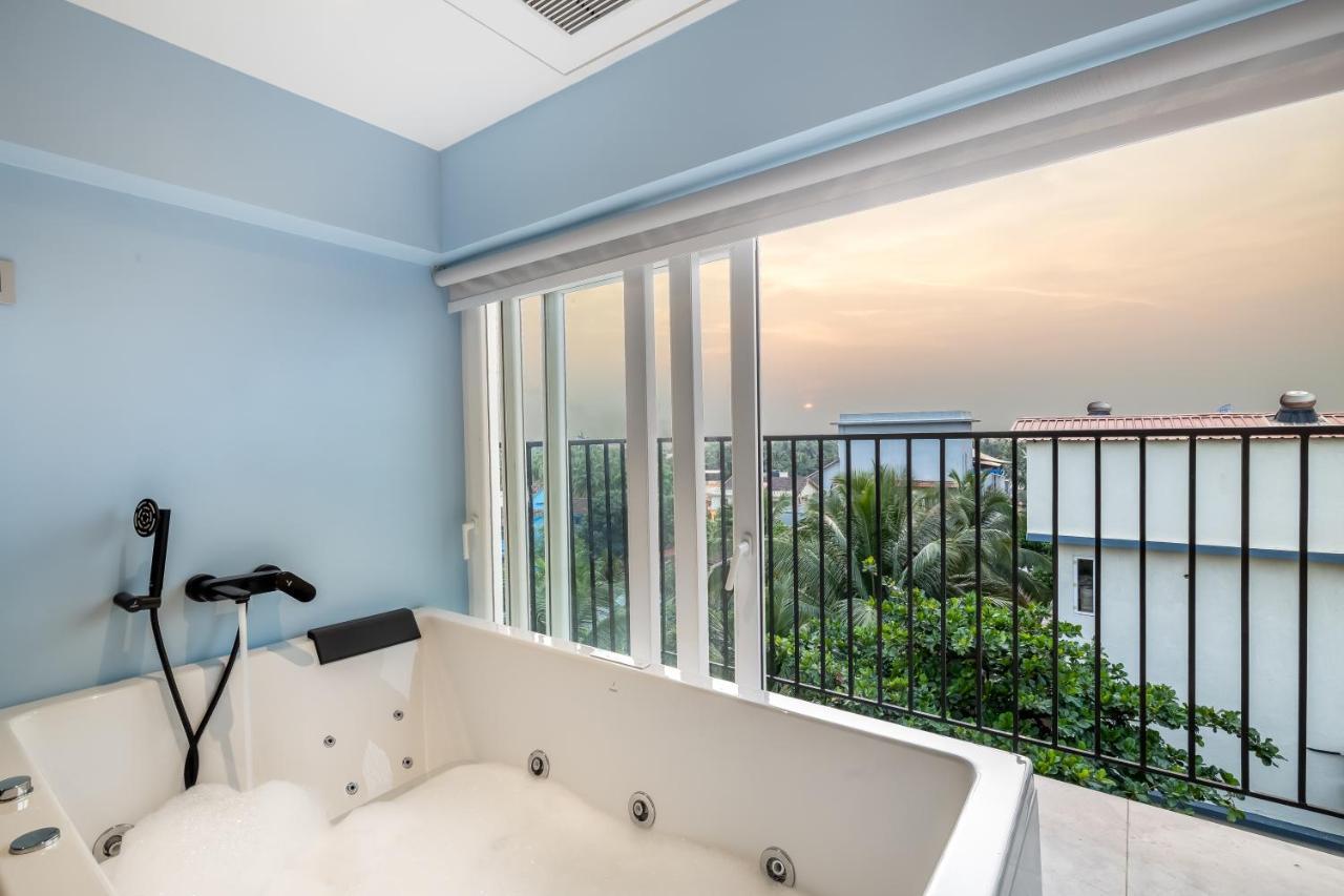 Sky Villa: INR 500 Food Credit per stay once at Terra