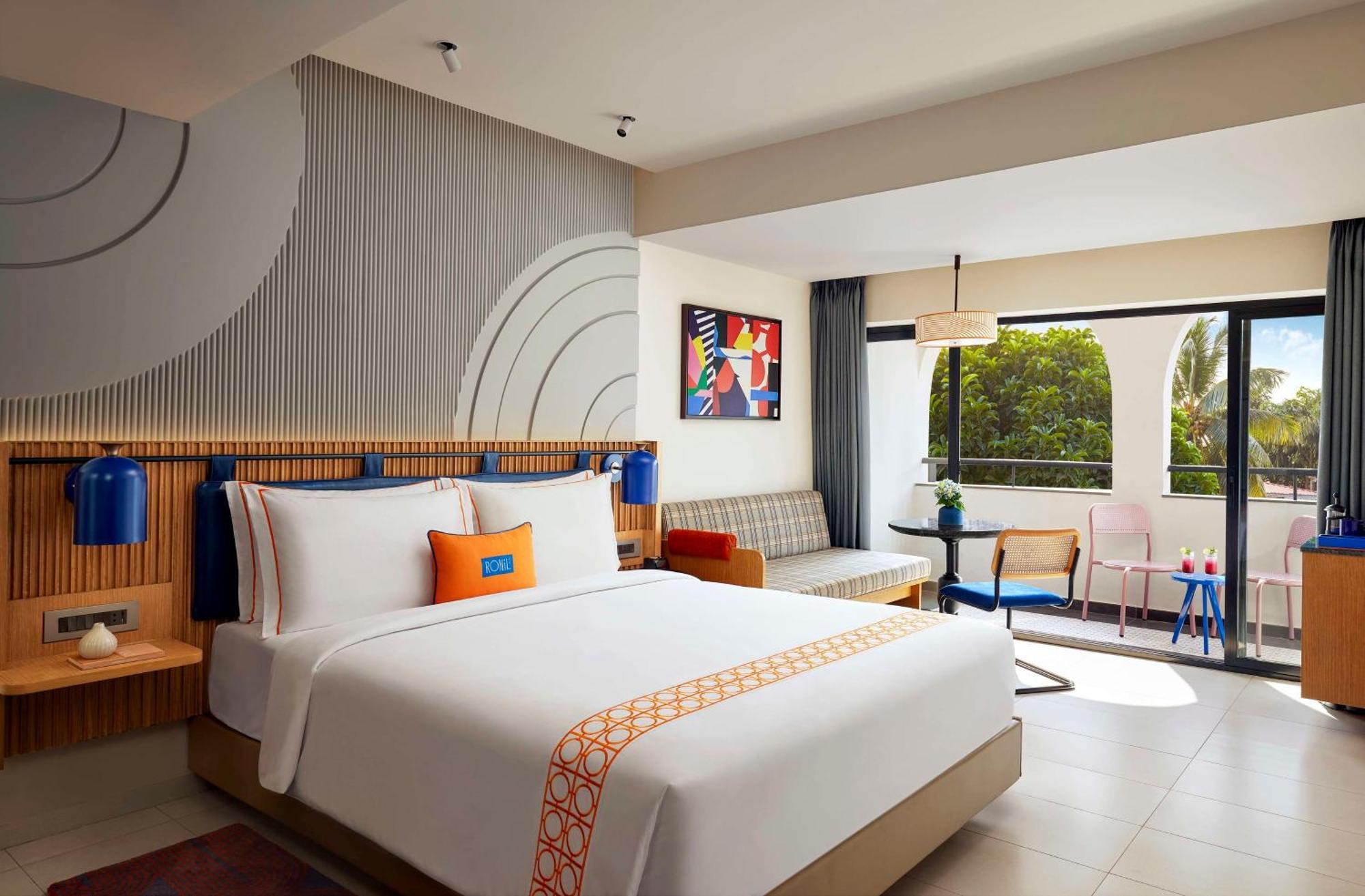 Deluxe King Room with balcony and pool view -  10% discount on F&B and Spa