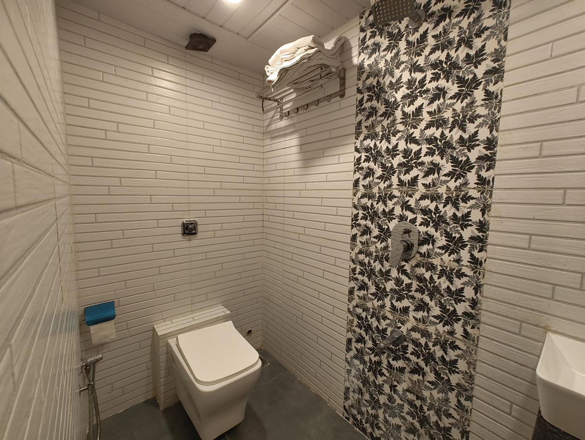 Quadruple Room,1507113550:JPEG