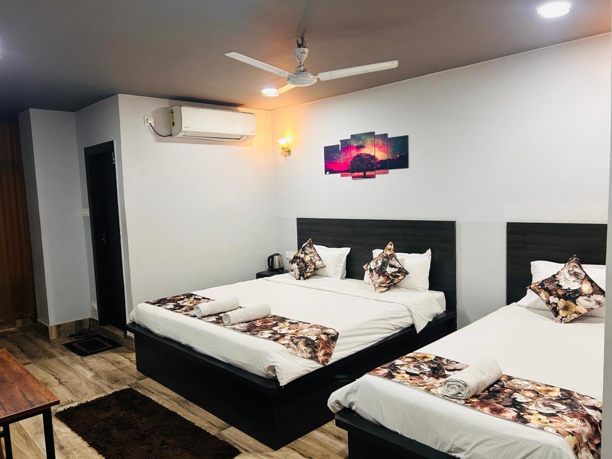 Deluxe Triple Room