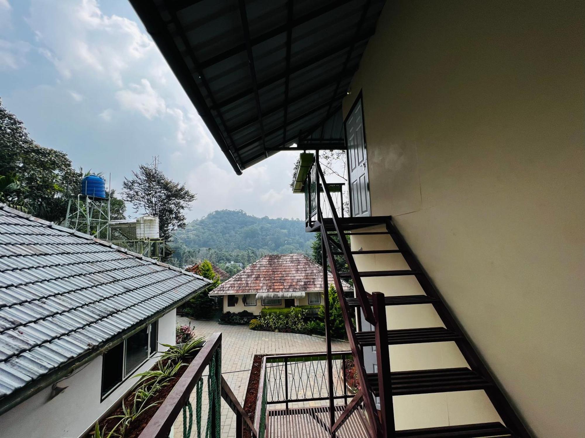 Double Room Mountain View