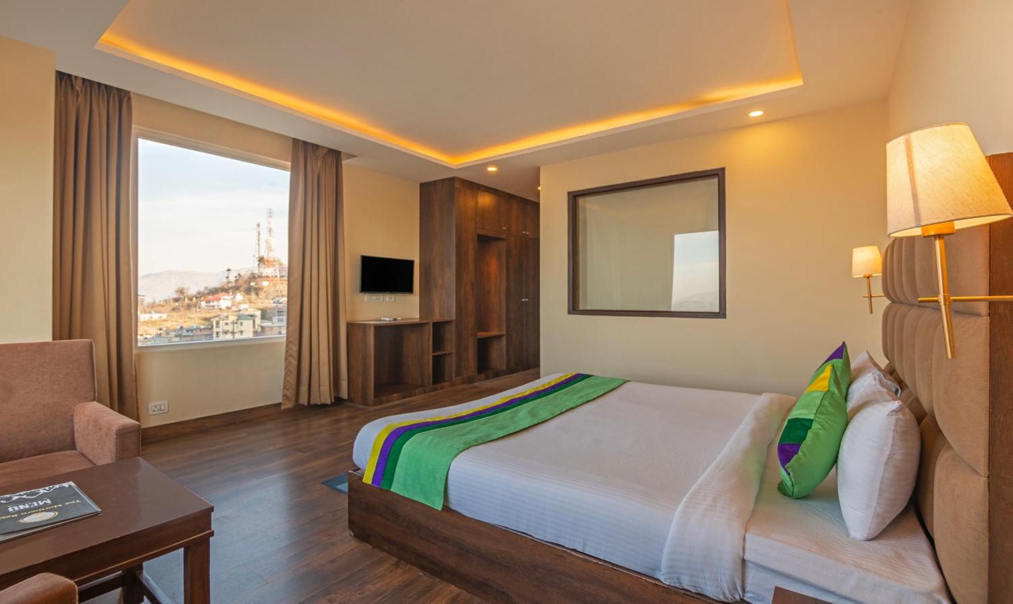 Economy Room