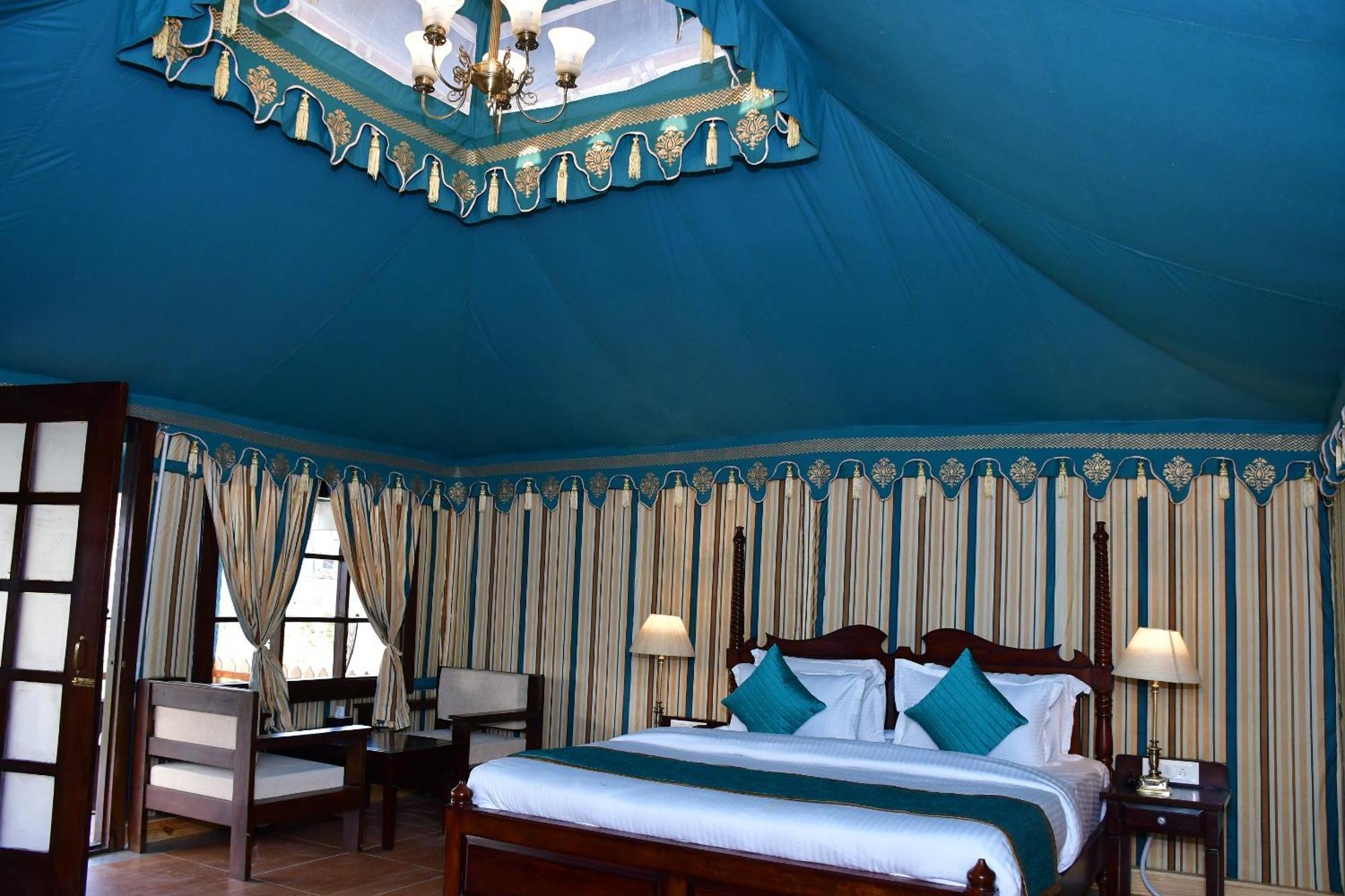Double Room with Pool View