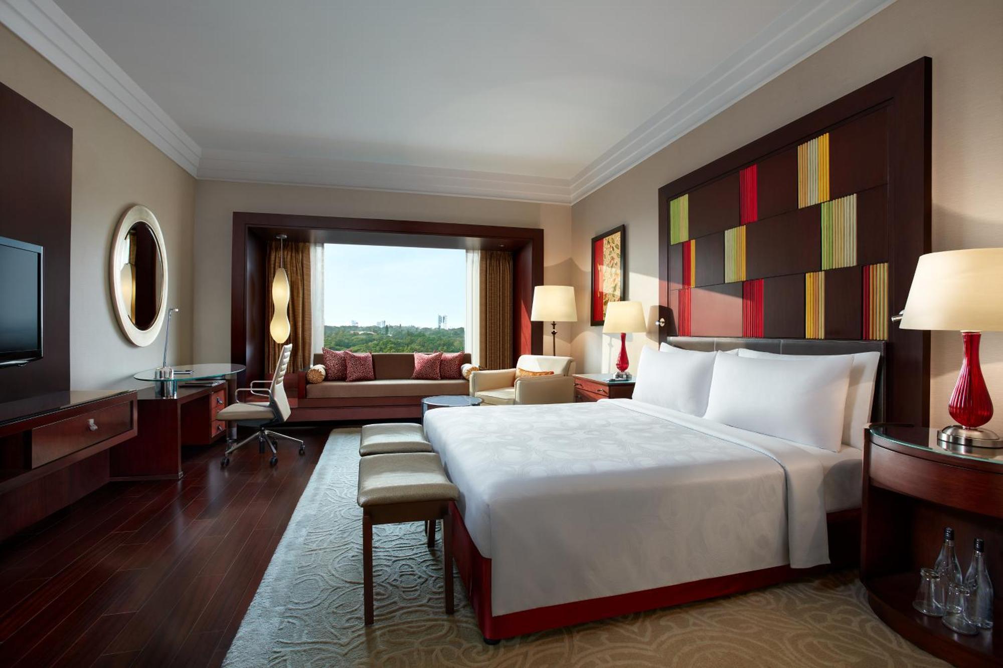 Deluxe Room 1 King,1542305470:JPEG