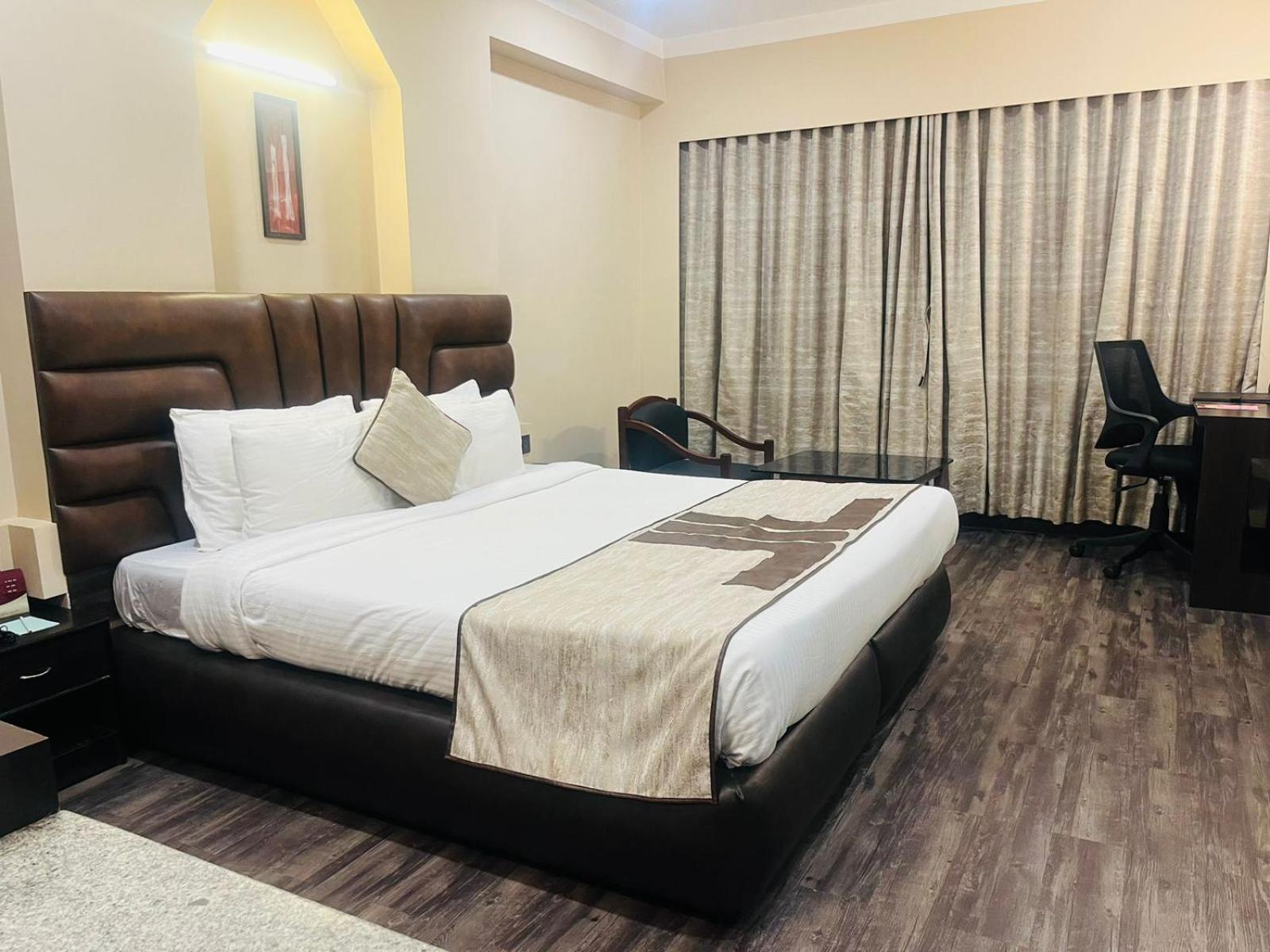 Standard Executive Double or Twin Room