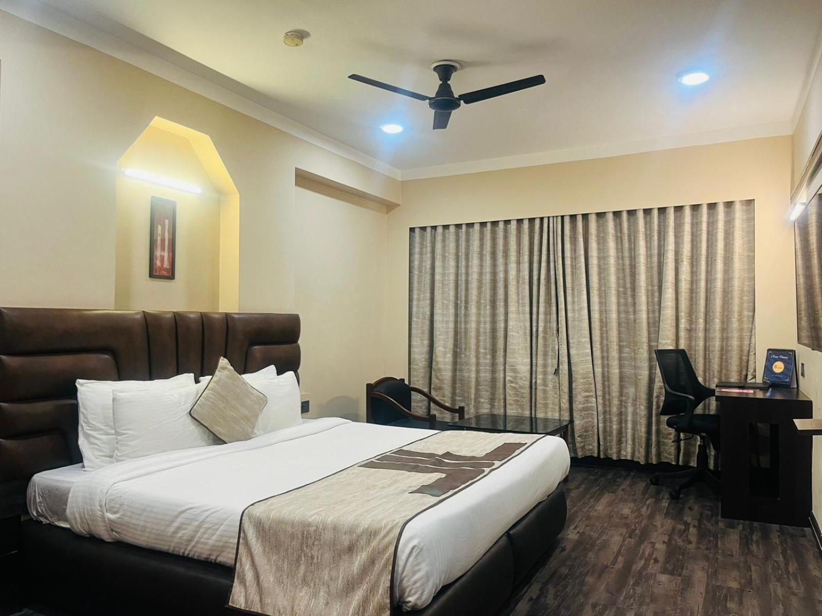 Standard Executive Double or Twin Room