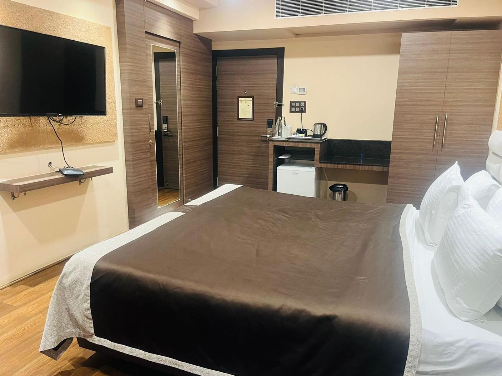 Super Deluxe Double or Twin Room