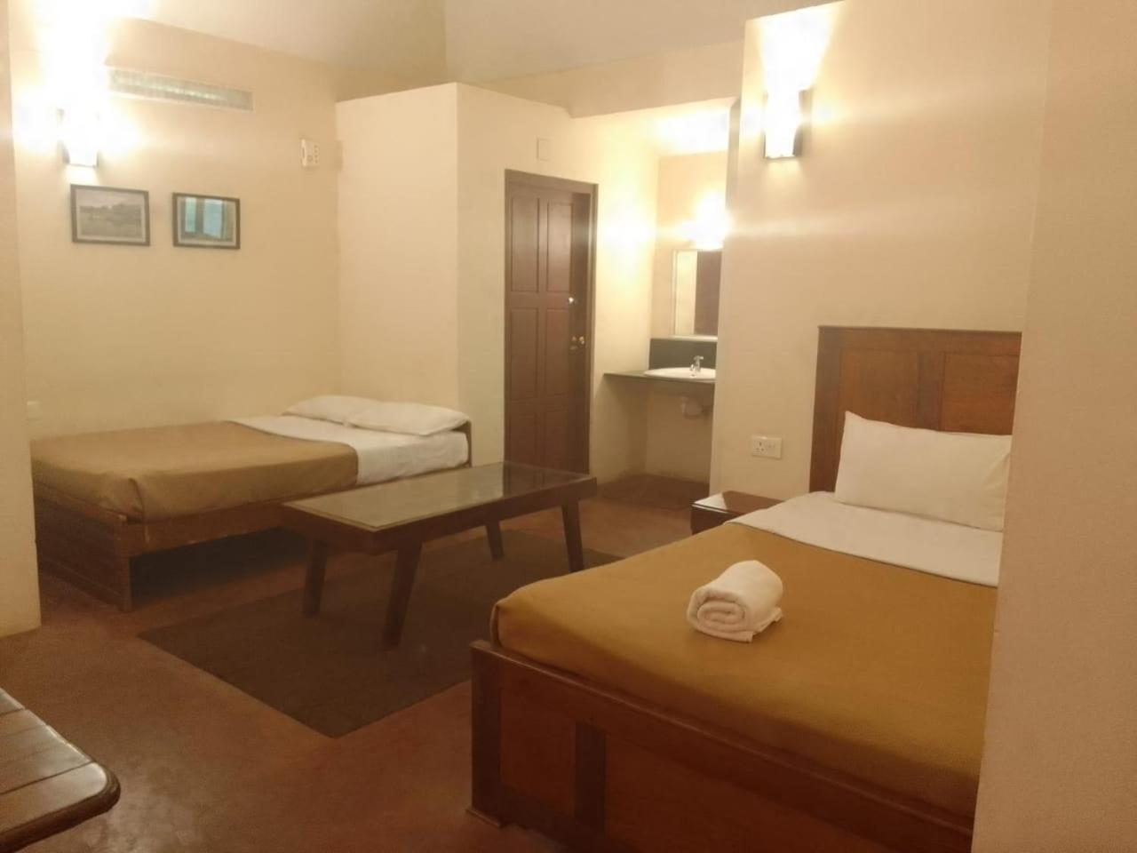 One-Bedroom House,1545353341:JPEG