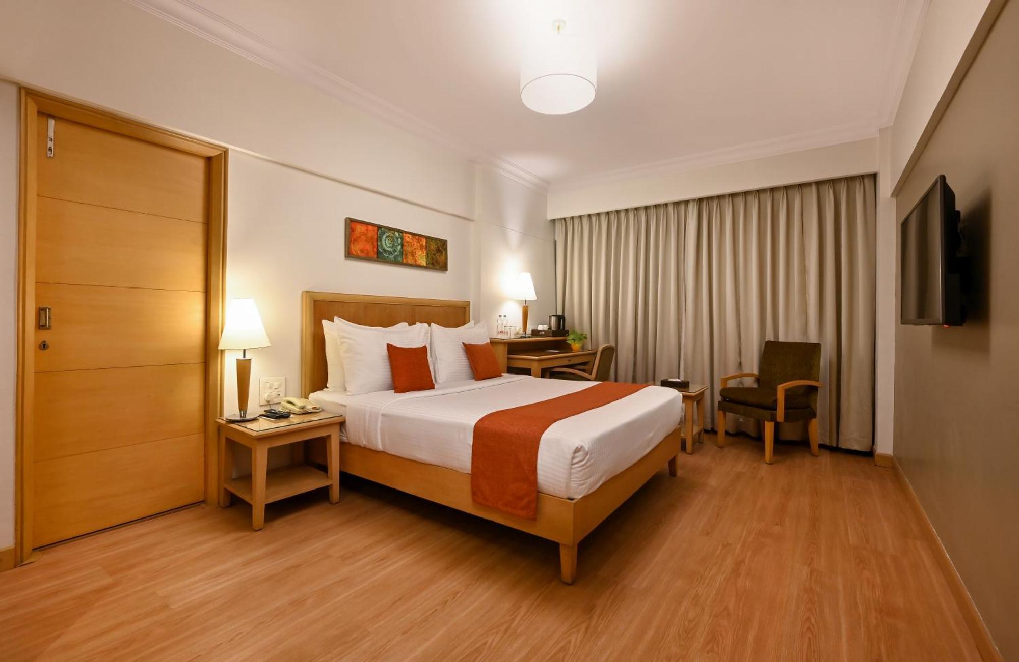 Deluxe Double Room Complimentary Welcome Drink on Food soft Beverages