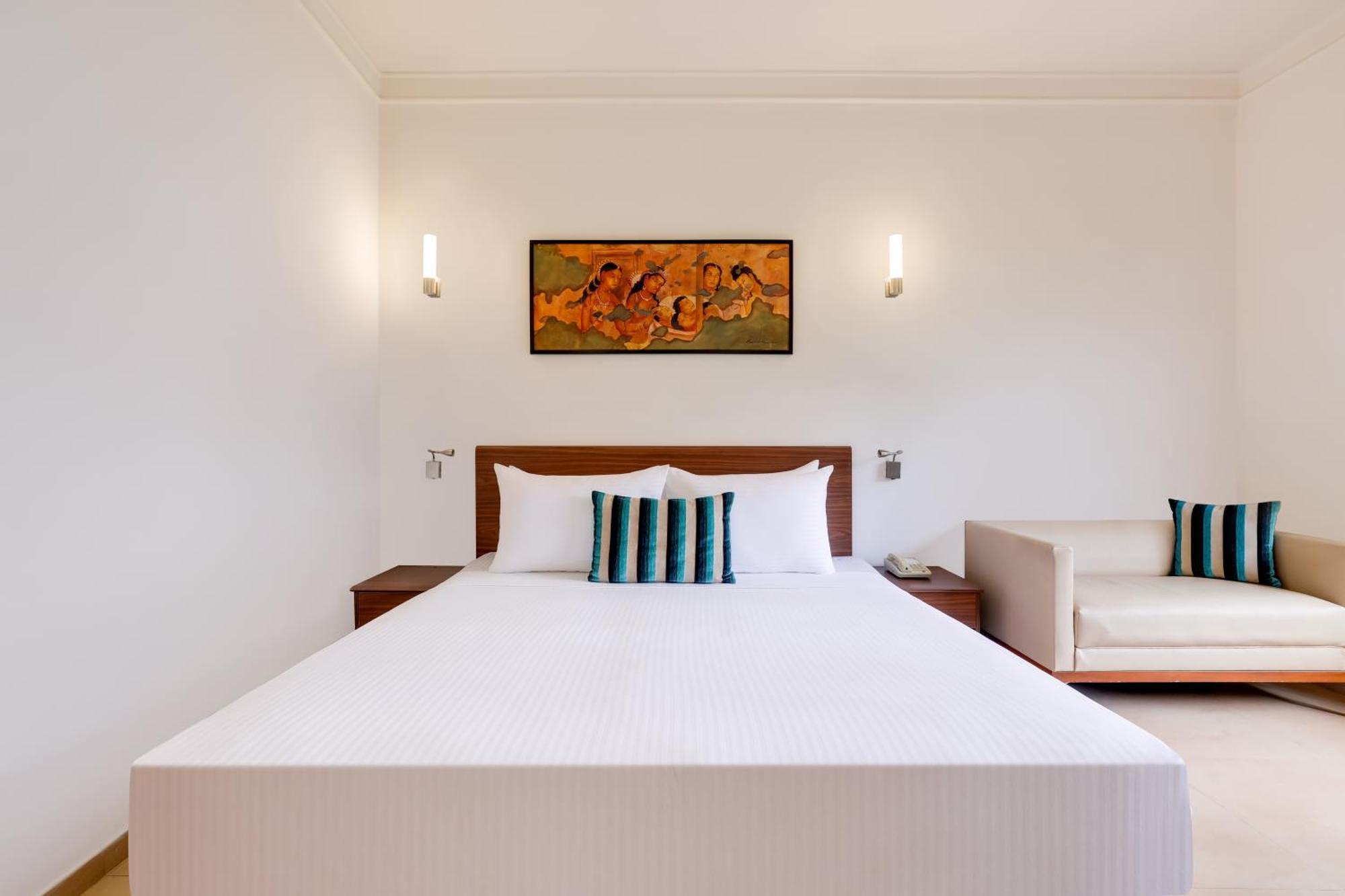 Executive King Room Garden