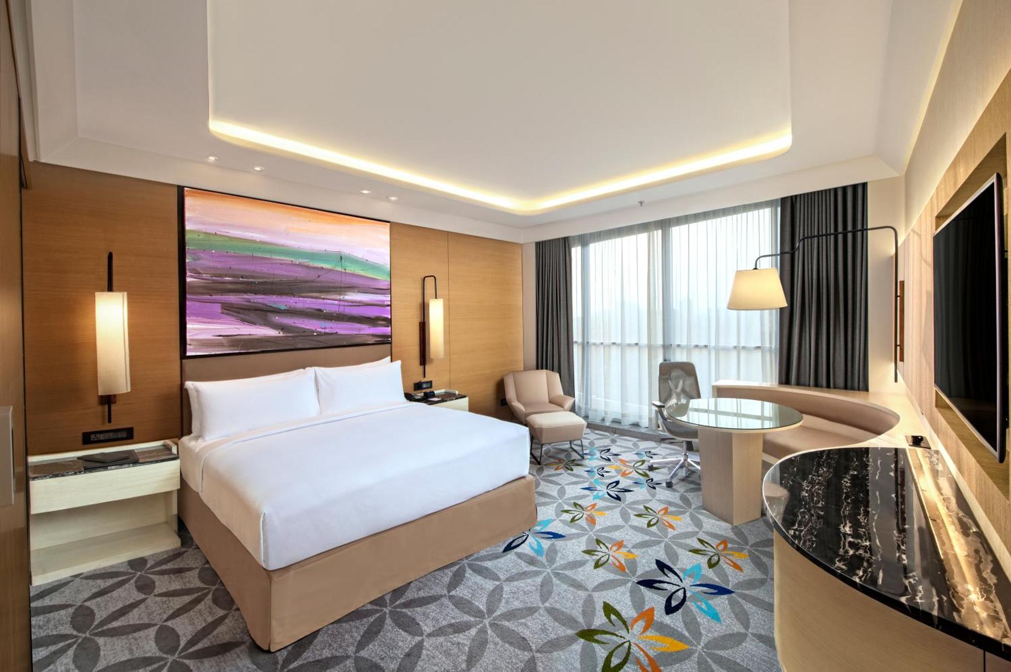 Deluxe King Room,1552231231:JPEG