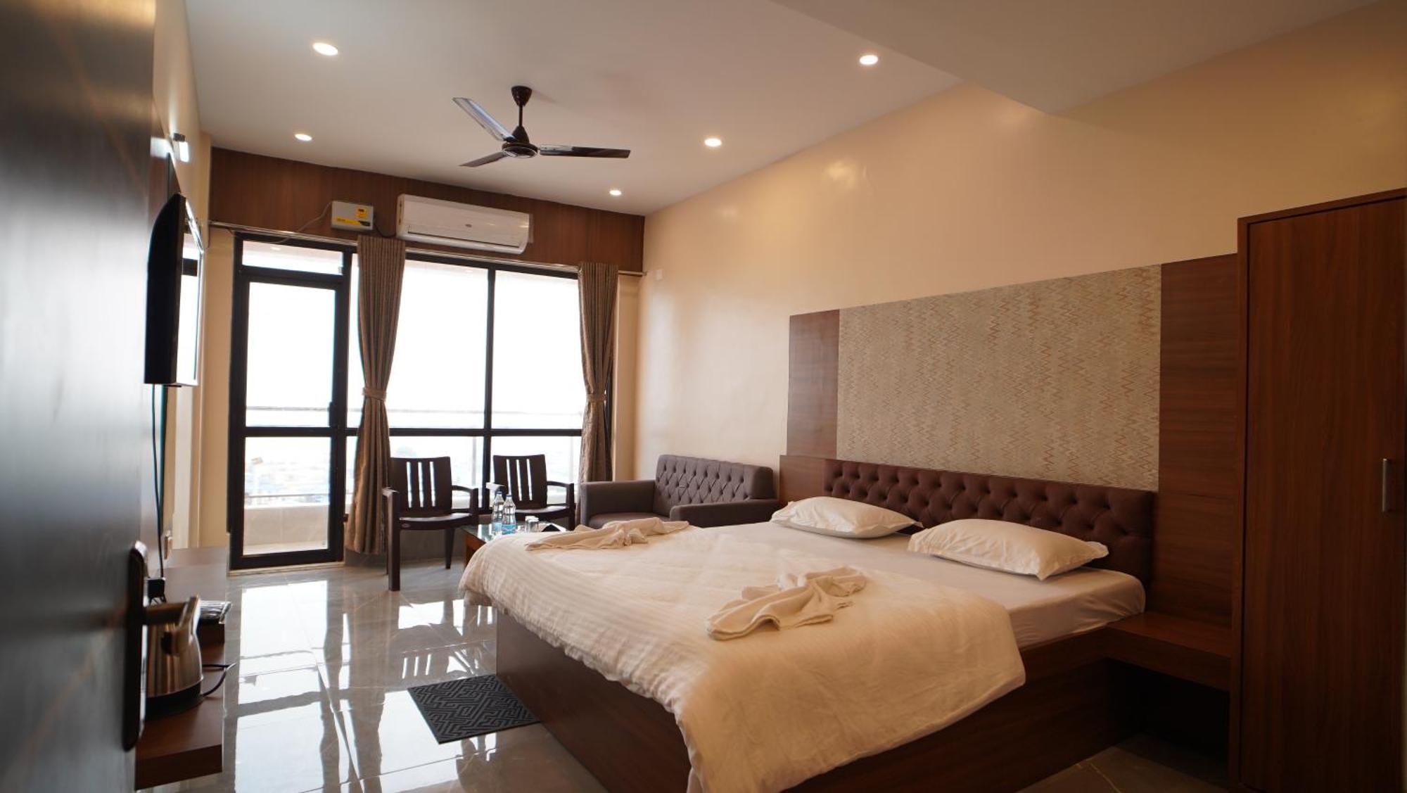 Queen Room with Sea View
