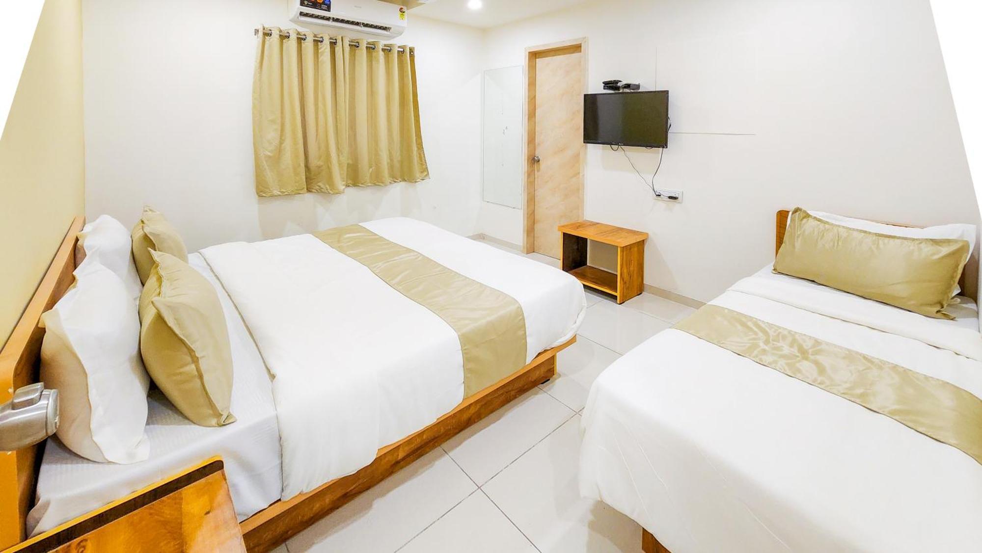 Executive Triple Room