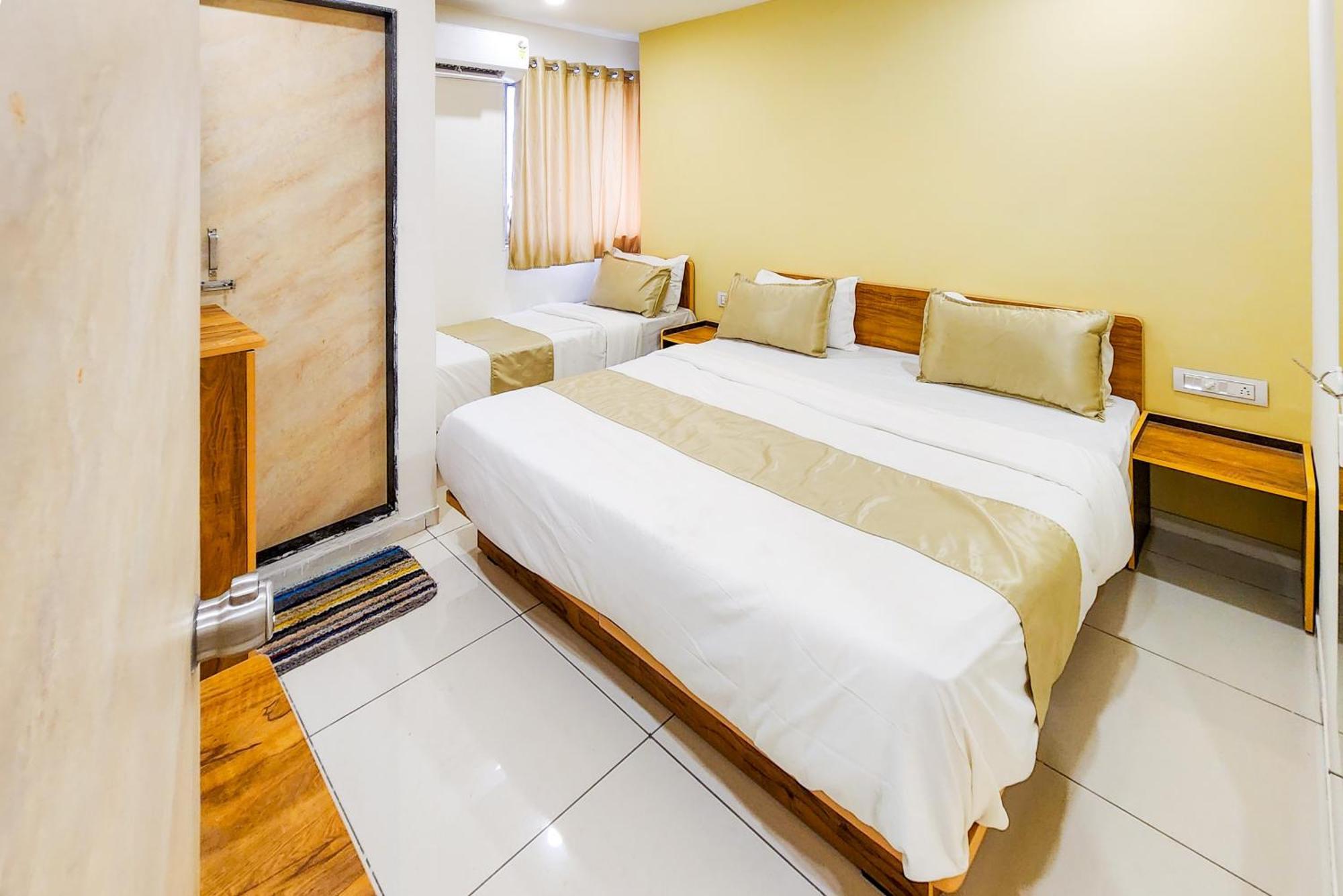 Executive Triple Room
